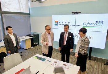 The Chief Executive visits HKU x Cyberport Fintech Nucleus