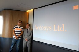 Accosys-Team – Professor Victor Li (right) and Dr Miles Wen