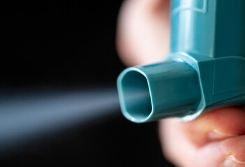 Effective mRNA Pulmonary Delivery by Dry Powder Formulation